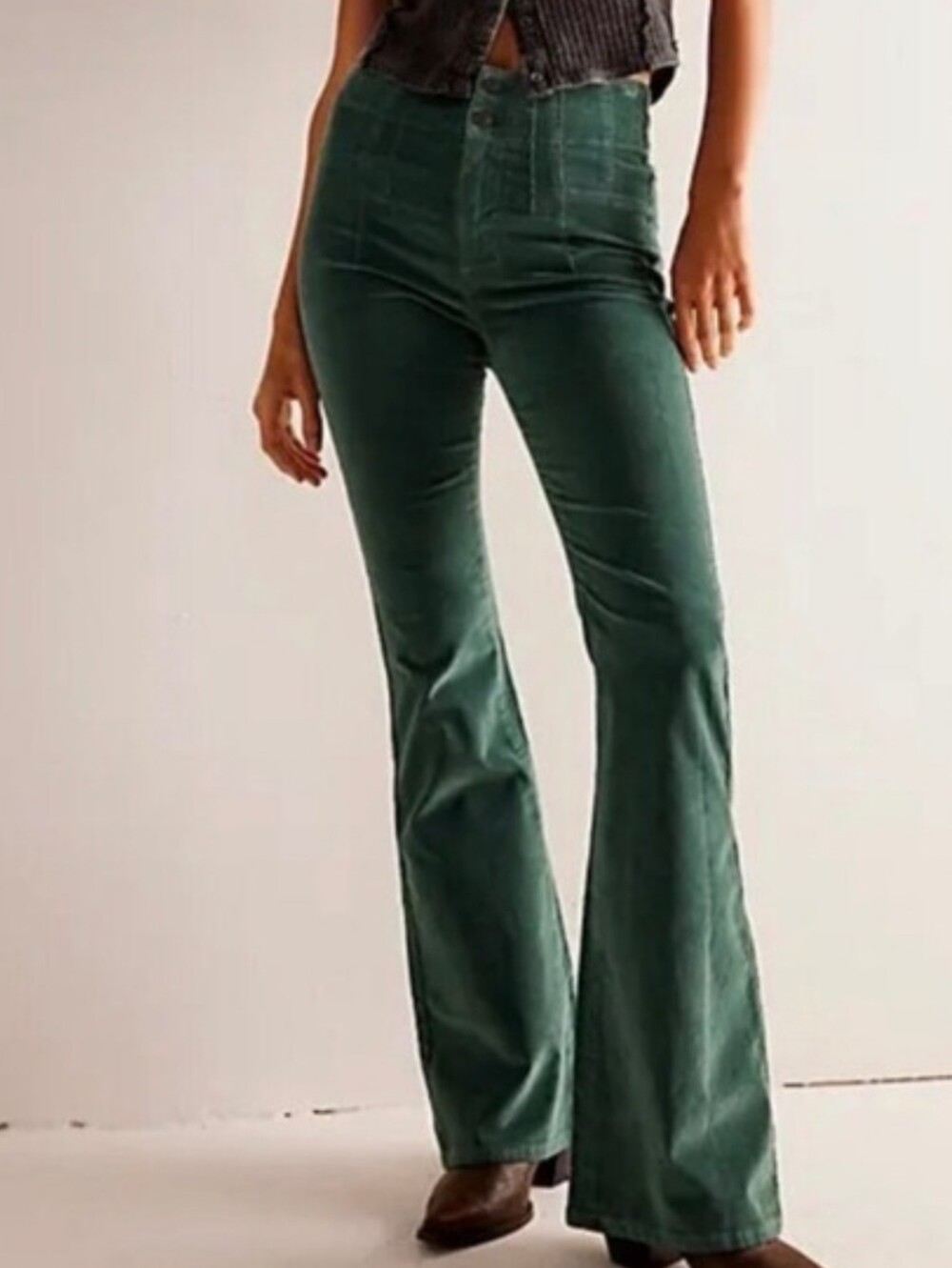 High-Waist Flared Corduroy Pants in Forest Green 28×33